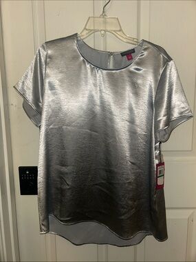 Vince Camuto Silver Metallic Short Sleeve Blouse